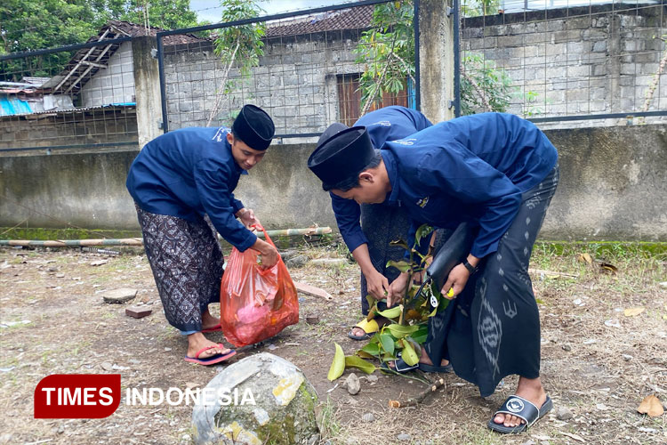 Para-santri-lintas-Ponpes-Kerja-Bakti.jpg
