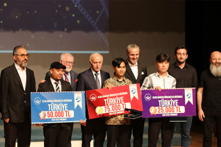 Anggota PPI Turki Raih Juara 1 Lomba Film Pendek di BAIBU