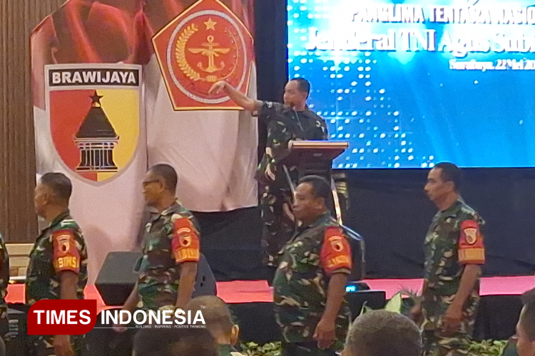 Panglima-TNI-Jenderal-TNI-Agus-Subiyanto-c.jpg