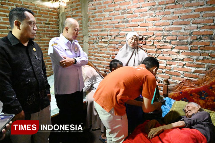 235 Warga Punggelan Banjarnegara Dapat Cekes dan  Pengobatan Gratis