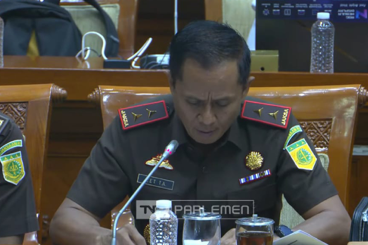 Kajati NTT Zet Tadung Allo saat menghadiri RDP Komisi III DPR RI.(FOTO:Kasi Penkum Kejati NTT for TIMES Indonesia)