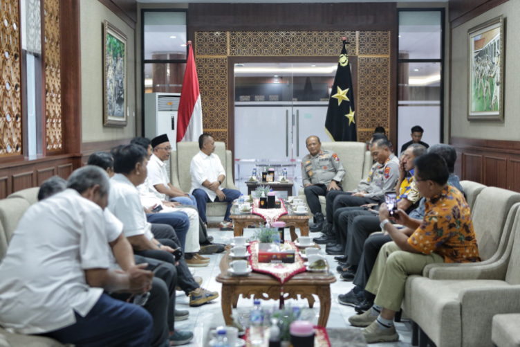 Kapolda Jatim Tegaskan Pentingnya Sinergi dengan Pers