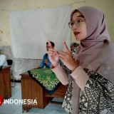 Polemik Bahasa Isyarat SIBI vs BISINDO, Begini Pendapat Guru SLB di Kota Tasikmalaya