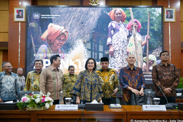 Lompatan Signifikan: APBN Kembali Surplus setelah 3 Bulan Defisit