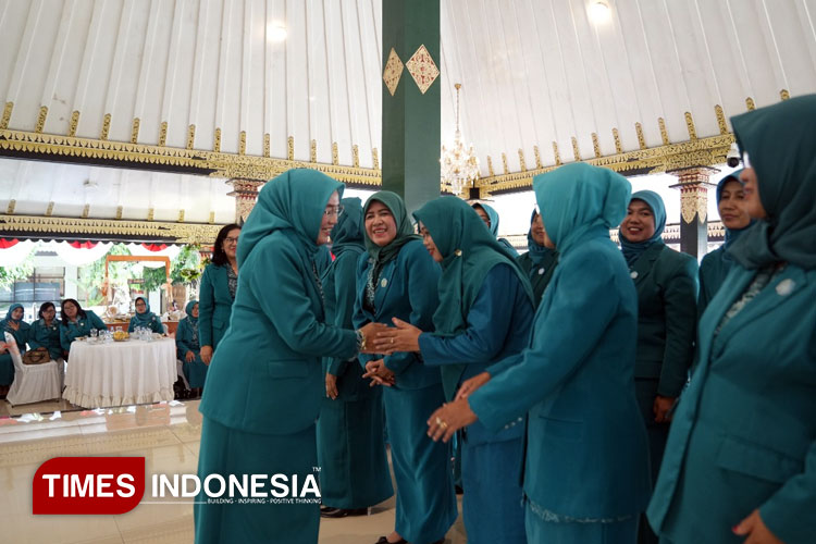 Ketua TP PKK Sleman Lantik Pengurus Kapanewon, Dorong PKK Jadi Penggerak Pembangunan Keluarga