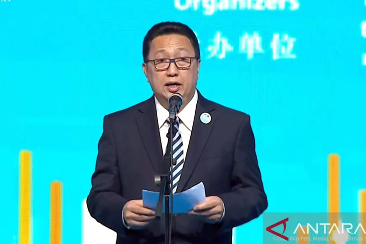 Tangakapan layar Ketua Kadin Indonesia Komite China Garibaldi ‘Boy’ Thohir saat menyampaikan sambutan dalam acara Indonesia–China Business Reception 2025 di Jakarta, Sabtu (24/05/2025). (FOTO: Antara/ Muhammad Heriyanto)