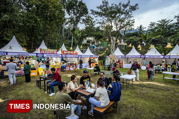 Festival-Keroncong-Plesiran.jpg