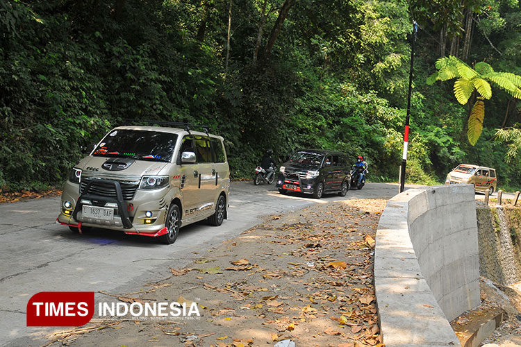 komunitas-APV.jpg