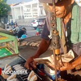 Menikmati Minggu Pagi di Alun-Alun Pemalang, Bersama Sebaris Kue Bandros