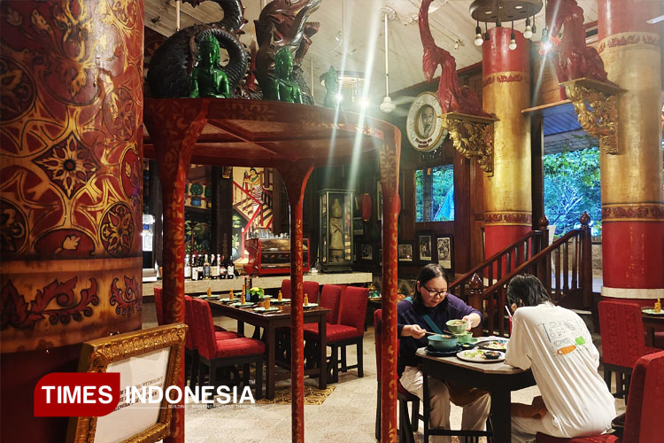 Menyinggahi SaigonSan, Restoran Hits Bernuansa Mewah ala Indochina di Kota Malang