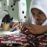 Dorong ABK Mandiri, Mahasiswa UPI Tasikmalaya Sulap Limbah Kain Batik Jadi Tote Bag Cantik