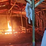 Polisi Gerebek Judi Sabung Ayam di Malang, Puluhan Motor Disita