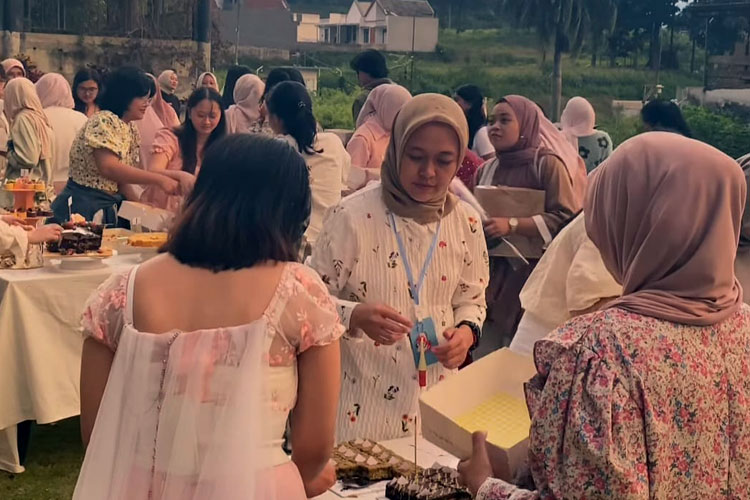 Cake-Picnic-di-Kota-Malang-b.jpg