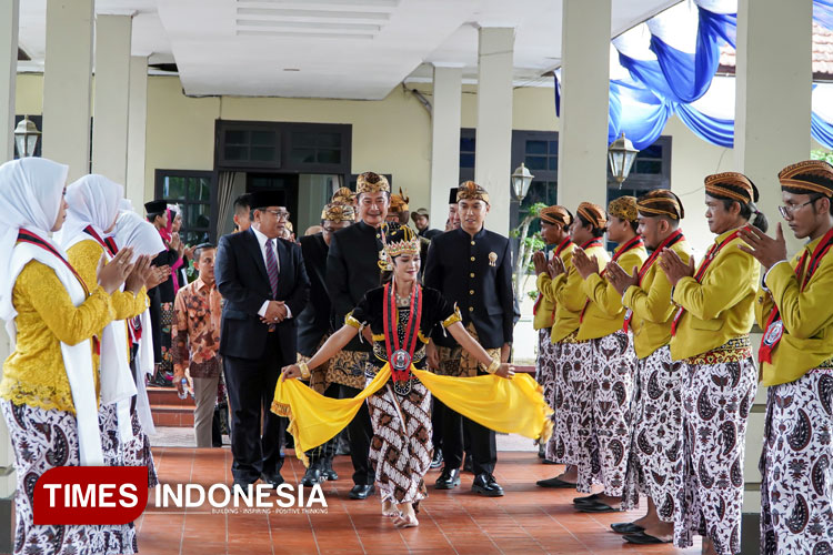 HUT-Lamongan-b.jpg