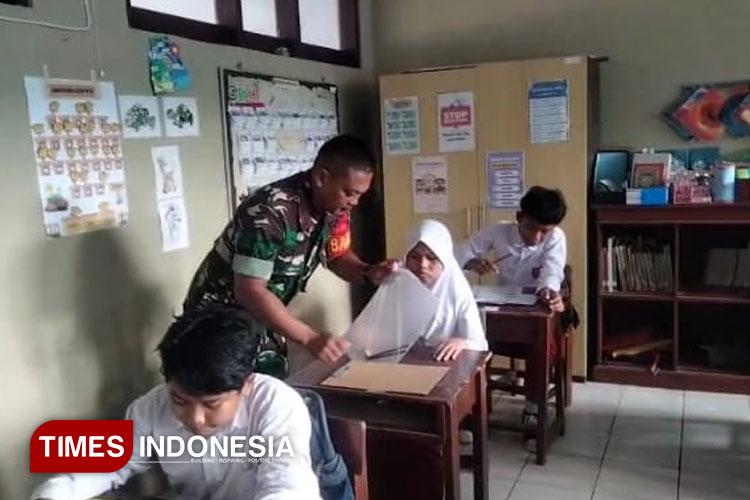 Prajurit-TNI-di-Majalengka-a.jpg