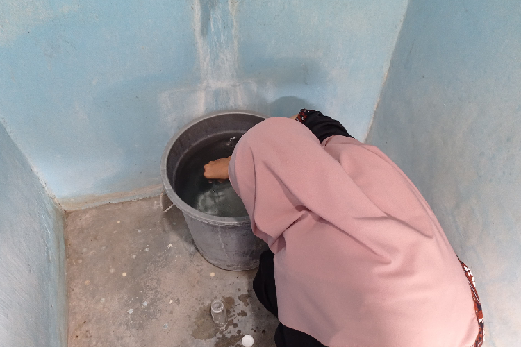 Untuk mengantisipasi penyebaran DBD, masyarakat diminta aktif menguras air, menutup tempat wadah air, dan mendaur ulang barang bekas. (Foto: Pemkot Yogyakarta)