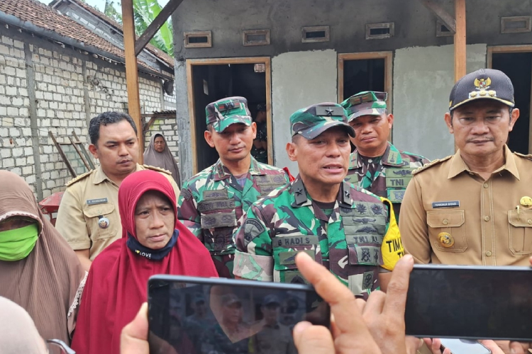 Bambang-Hadi-Suseno-b.jpg