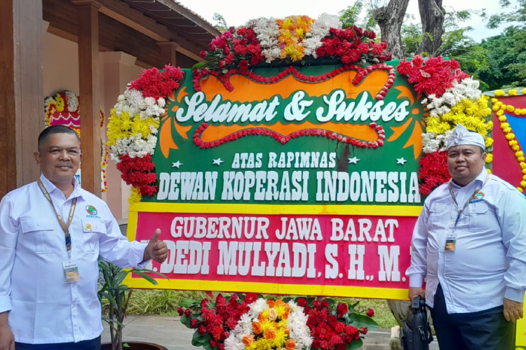 Pengurus Baru Dekopin Resmi Dikukuhkan, Dedi Mulyadi Sampaikan Ucapan Selamat