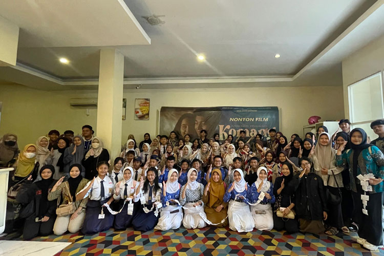 Nobar Film 