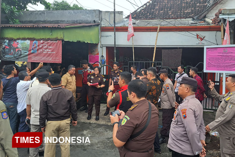 Kejaksaan Negeri Surabaya Sita Aset KAI Daop 8