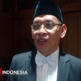 MK Minta Pemerintah Gratiskan Sekolah, Rektor UNAIR: Bagus, Tapi Jangan Gebyah Uyah