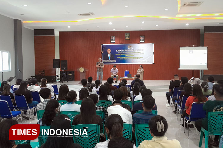 Kegiatan sosialisasi empat pilar kebangsaan MPR RI di Kabupaten Sumba Timur. (FOTO:Habibudin/TIMES Indonesia)