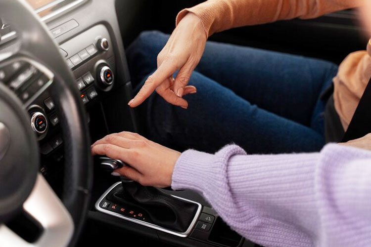 Antara Transmisi Manual atau Otomatis: Mana Mobil yang Lebih Baik?