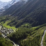 Satu Desa Terkubur Gletser di Swiss, Satu Orang Hilang