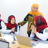 Gubernur Khofifah Pastikan SPMB Jatim 2025 Berjalan Optimal Lewat Senopati AI