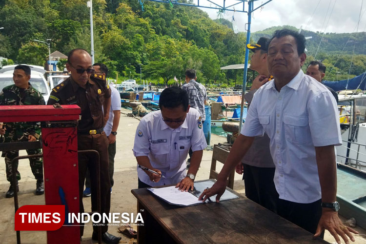 Begini Fakta di Balik Rumitnya Tata Niaga Benur di Pacitan
