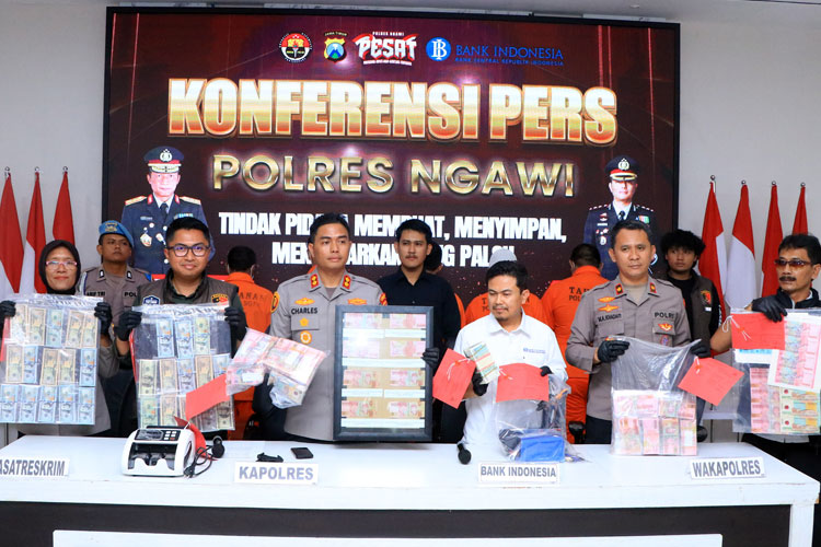 Jaringan Uang Palsu di Ngawi Terbongkar, Lima Tersangka Ditangkap