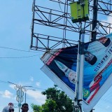 DPMPTSP Kota Bontang Tertibkan Baliho Demi Keselamatan Pengguna Jalan
