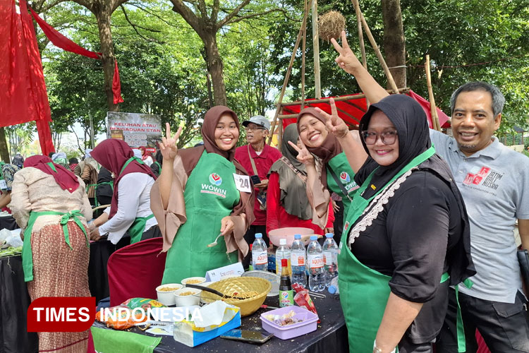 memasak-kreasi-Mie-andalan-keluarga.jpg