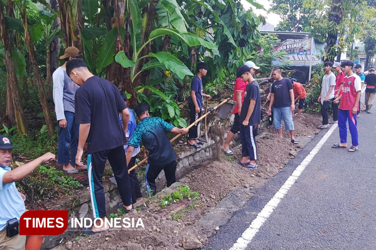 Dinas PUPR Pacitan Peringati Hari Lahir Pancasila dengan Gotong Royong