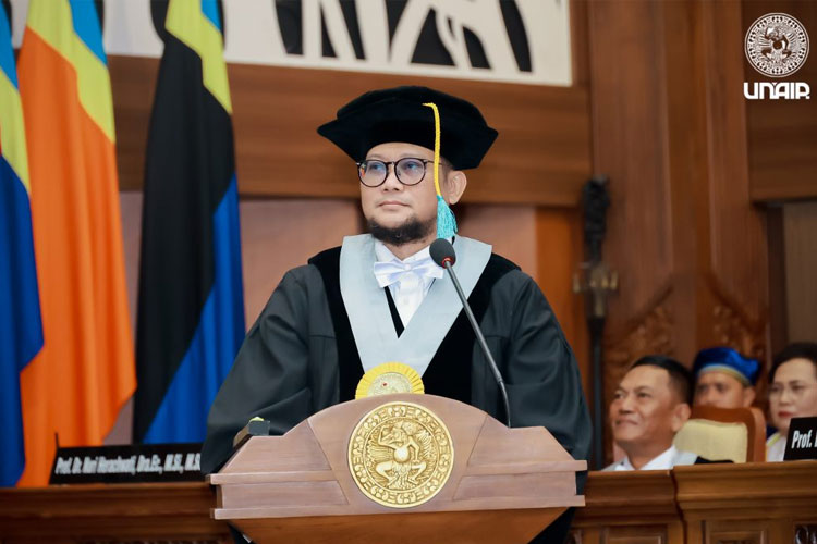 Guru Besar FEB Unair Ingatkan Pentingnya Gaya Hidup Ramah Lingkungan
