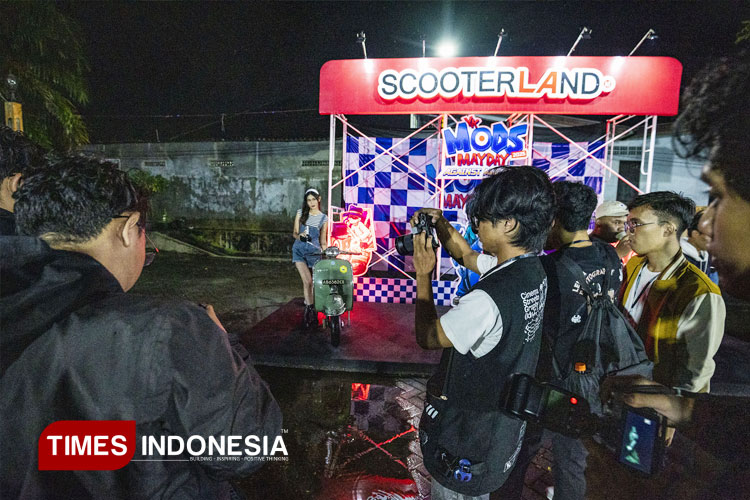acara-YK-MOds-mayday.jpg