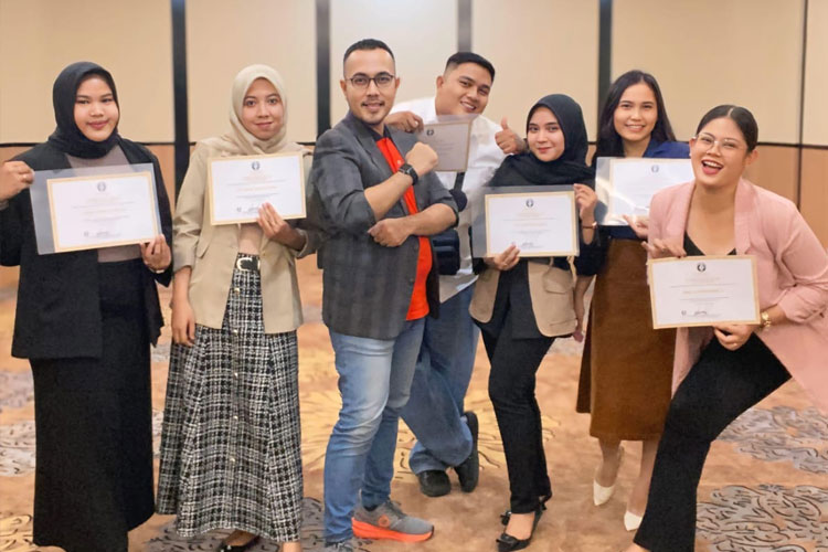 Pegadaian Plaza Pondok Gede Tingkatkan Kualitas Layanan Lewat Pelatihan Komunikasi
