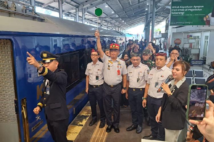 Peluncuran Kereta Api Suite Class Compartment KA Argo Bromo Anggrek di Stasiun Pasar Turi Surabaya, Senin (2/6/2025). (Foto: Dok.KAI)