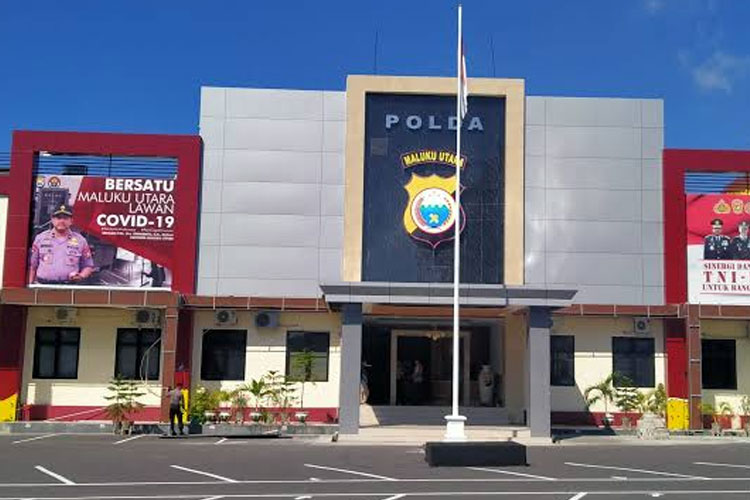 Kisah Orang Tua Calon Siswa Polri yang Ditipu Oknum Anggota Polda Maluku Utara