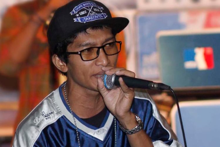 Mas Michin, Raper Kruci l yang Tak Pernah Letih Berkarya di Tengah Keterbatasan