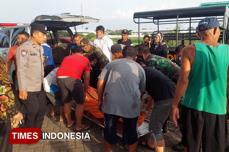 Warga Kota Probolinggo Temukan Mayat Mengambang di Pantai Permata