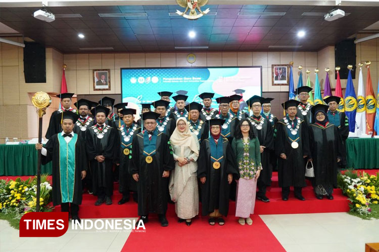 Guru-Besar-UNJ.jpg