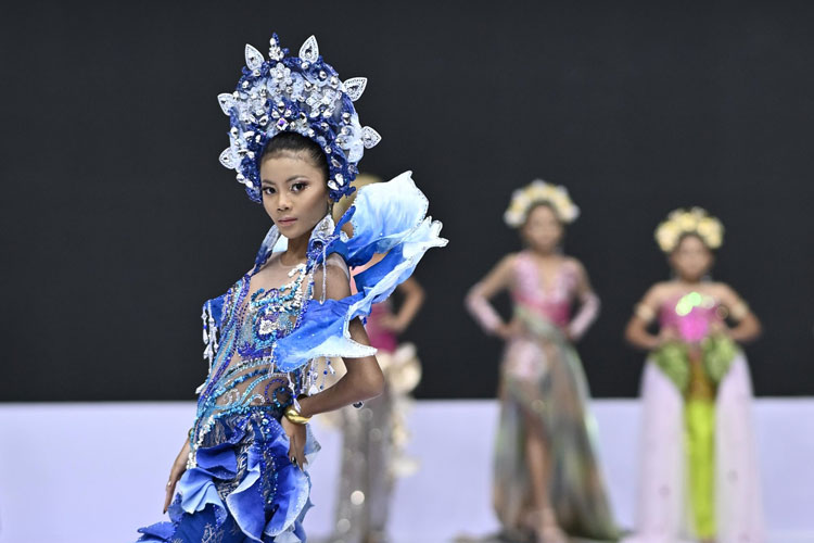 Swarna Loka Danu-Sang Dewi Danu, Harmoni dan Keagungan Alam Air Sang Penjaga Kesuburan