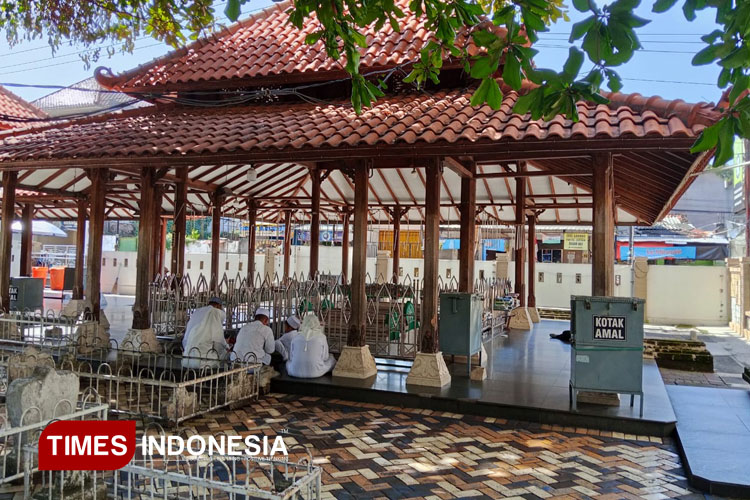 Kondisi terkini di Wisata Religi Maulana Malik Ibrahim Gresik. (Foto: Akmal/TIMES Indonesia)