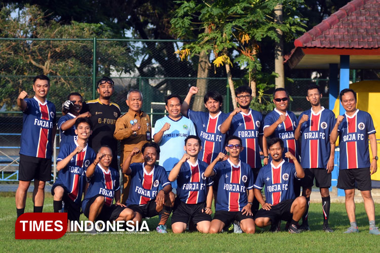 Wawali Malang dan Jurnalis Main Bola Gaungkan Porprov Jatim 2025