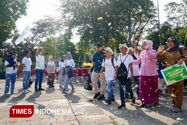 Petrokimia Hadirkan Keceriaan untuk Anak Difabel Gresik, Outing Class ke Kebun Binatang