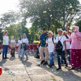 Petrokimia Hadirkan Keceriaan untuk Anak Difabel Gresik, Outing Class ke Kebun Binatang