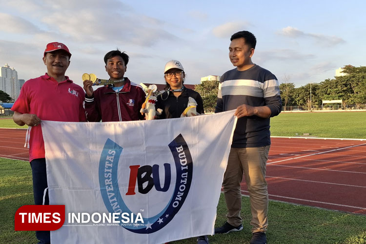 Mahasiswa UIBU Kota Malang saat meraih medali di Pomprov Jatim 2025. (Foto: Rizky Kurniawan Pratama/TIMES Indonesia)