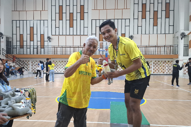 STKIP-PGRI-Pacitan-B.jpg