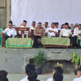 Personel TNI dari Kodim 0617 Majalengka Gencarkan Sosialisasi Jam Malam bagi Pelajar